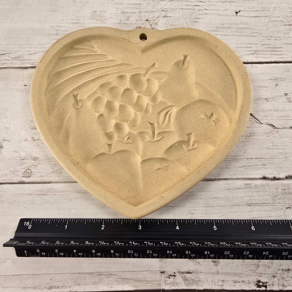 Vintage The Pampered Chef Heart of Plenty Stoneware 1995 USA Heart